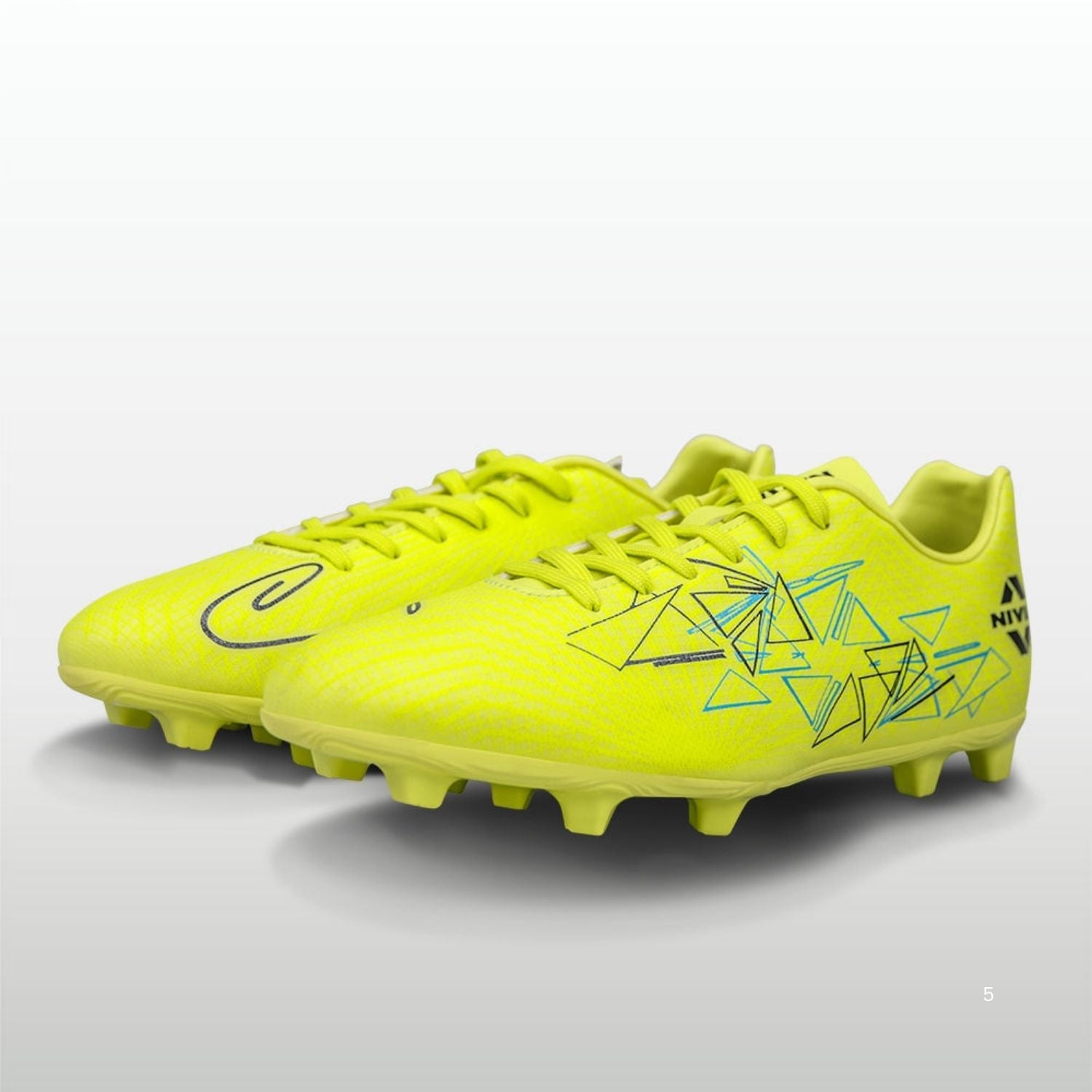 NIVIA Carbonite 7.0 Kids Football Shoes – Lightweight Synthetic Leather for Stability & Traction - Best Price online Prokicksports.com
