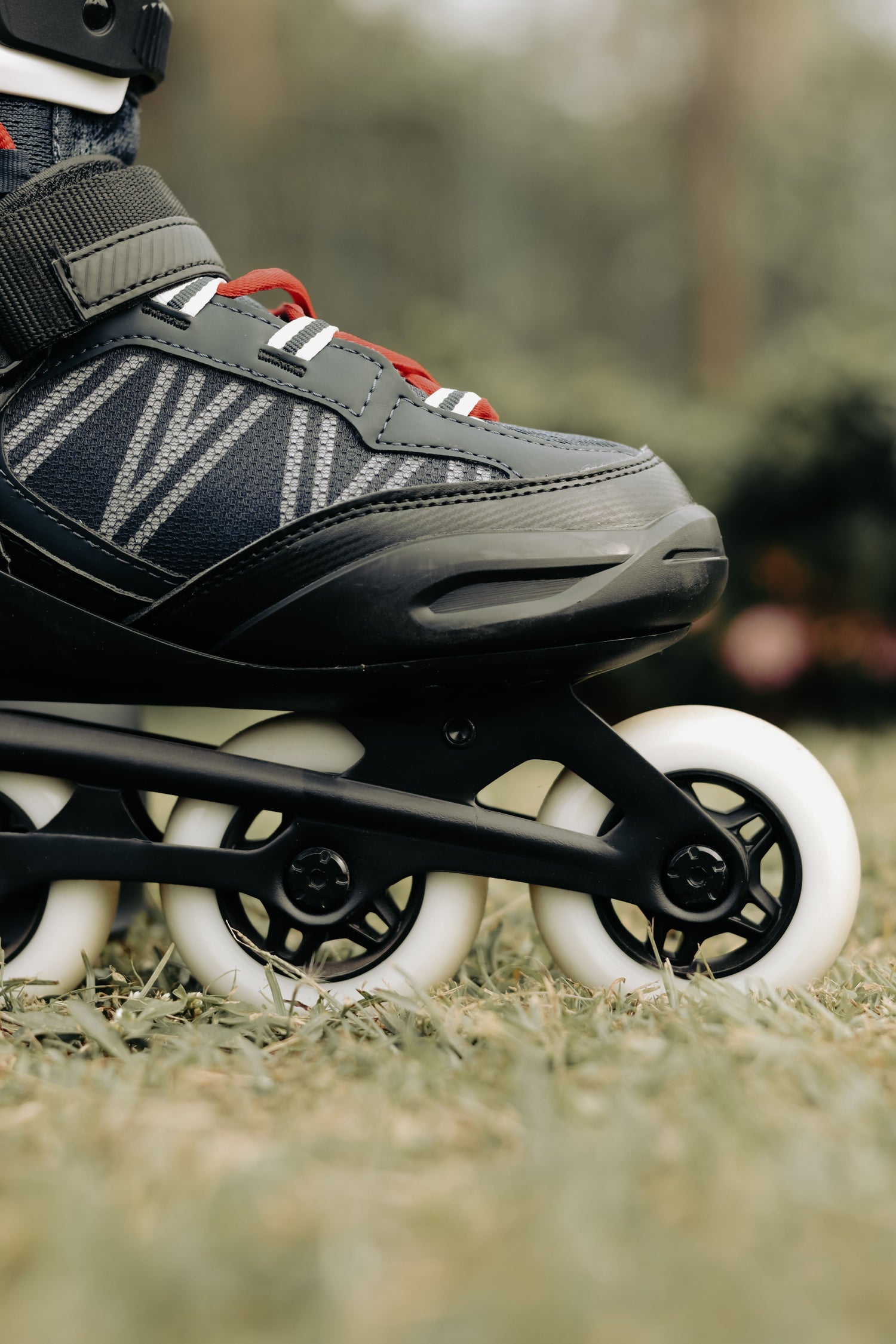 SKATING